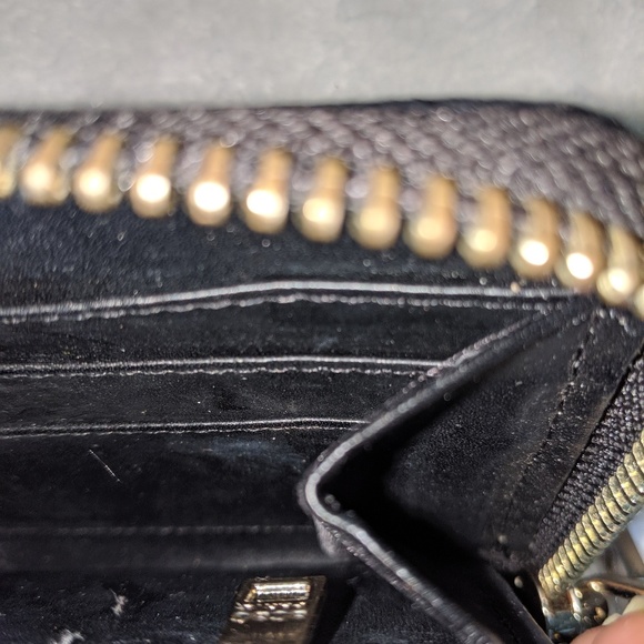 BCBG Paris large wallet - Picture 5 of 7